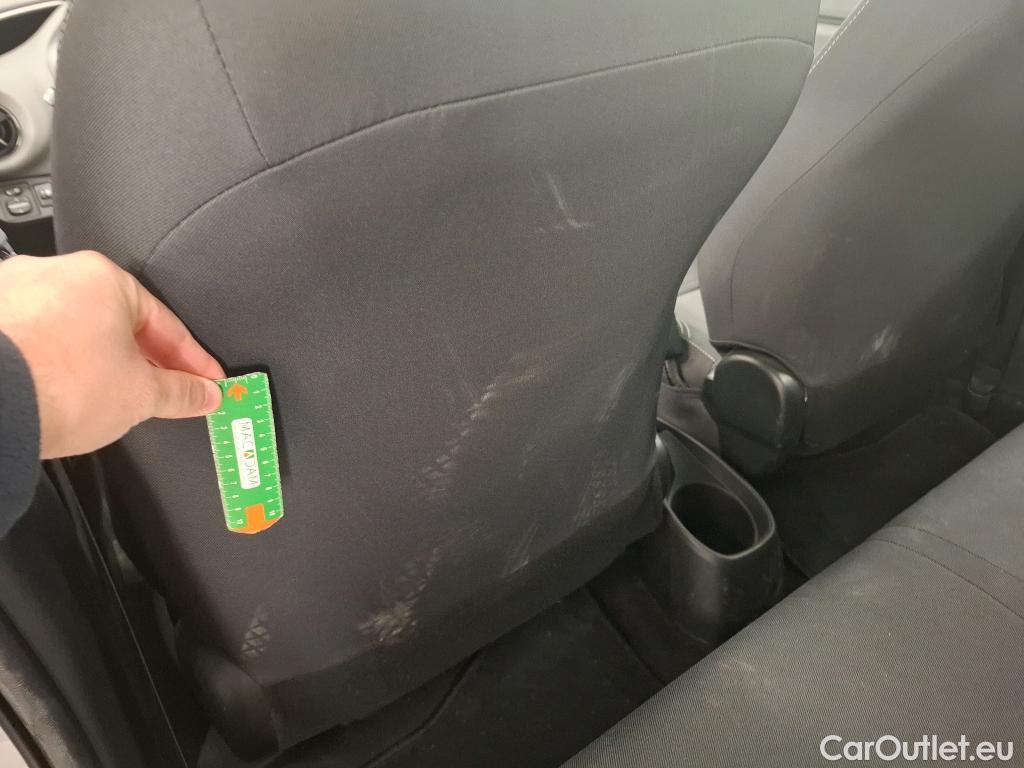  Toyota  Yaris TOYOTA  Hybride / 2017 / 5P / Berline 1.5 VVT-I HYBRID France Business #22