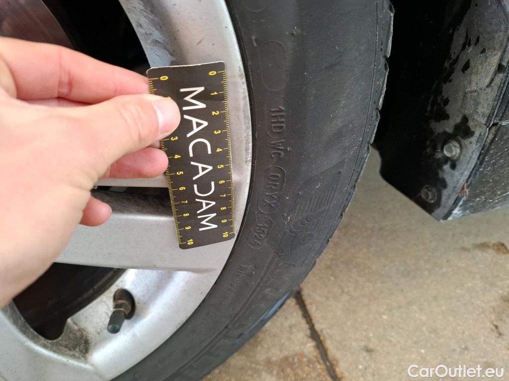  Toyota  Corolla TOYOTA  Touring Sports / 2018 / 5P / Break Hybride 122h Dynamic Business Beyond Zer #37