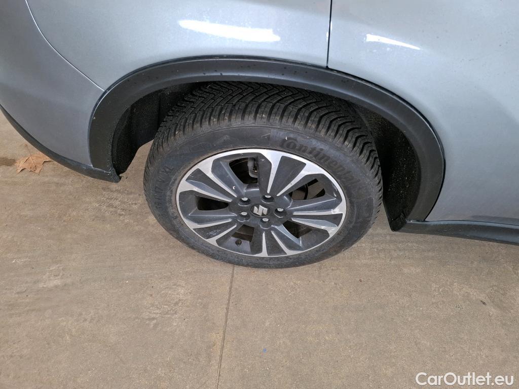  Land Rover  Discovery SUZUKI Vitara / 2015 / 5P / SUV 1.4 BOOSTERJET STYLE ALLGRIP AUTO 4WD #12