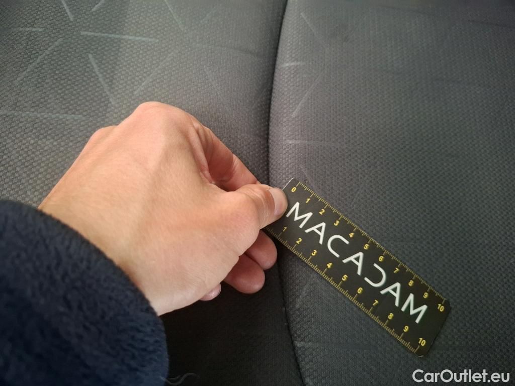  Toyota  RAV4 TOYOTA  Hybride / 2018 / 5P / SUV Hybride 2WD Dynamic Business St Hyb Acad #3