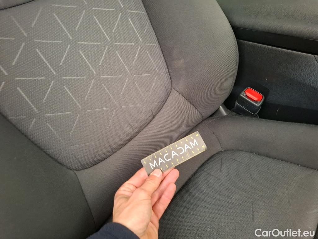  Toyota  RAV4 TOYOTA  Hybride / 2018 / 5P / SUV Hybride 2WD Dynamic Business St Hyb Acad #30