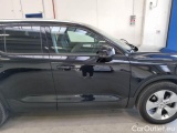  Volvo  XC 40 VOLVO XC40 / 2017 / 5P / SUV D3 MOMENTUM PRO #26