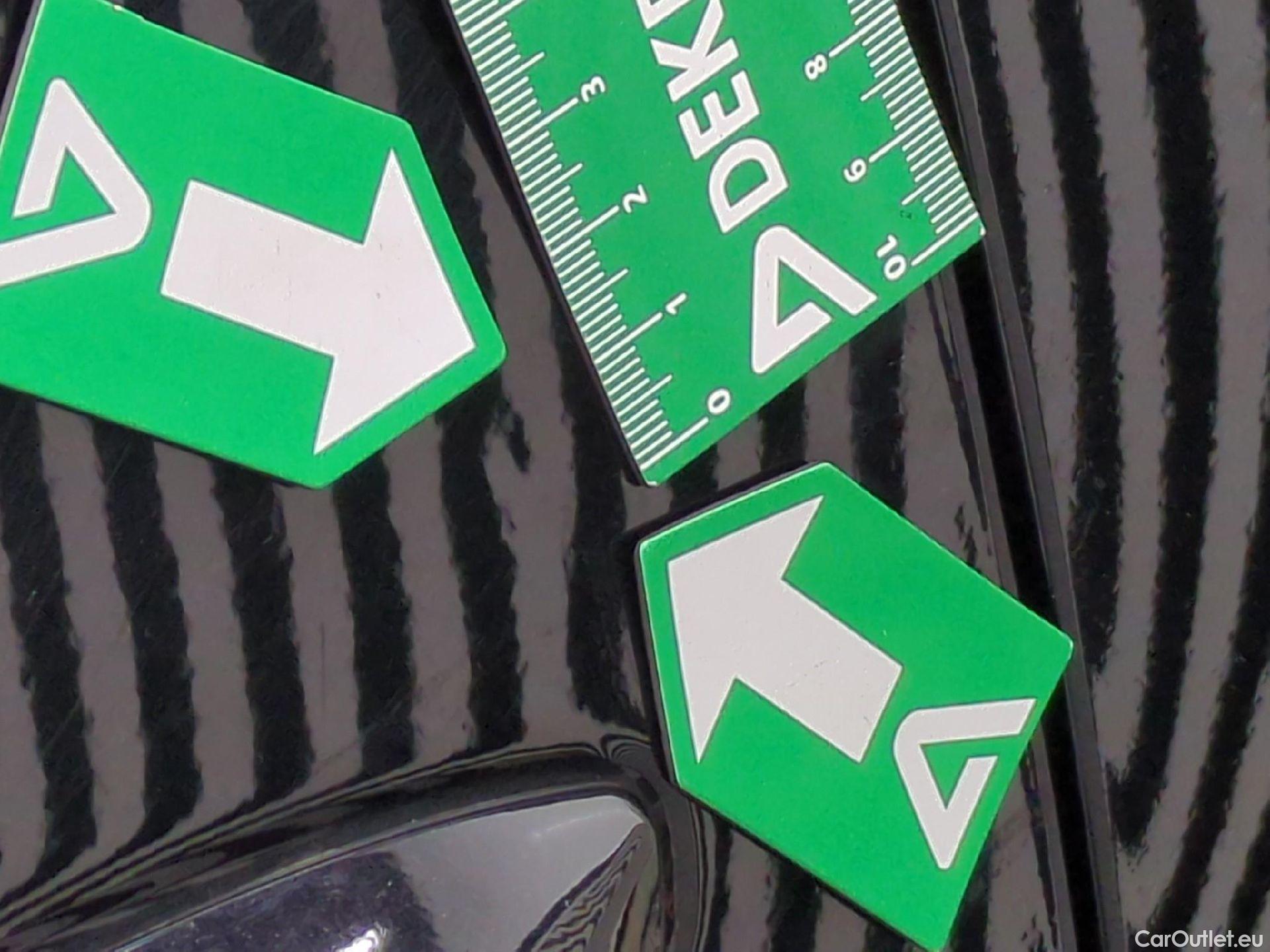  KIA  Sportage KIA  / 2021 / 5P / SUV 1.6 T-GDI 265 PHEV AUTO 4WD GT-L PREM BU #24