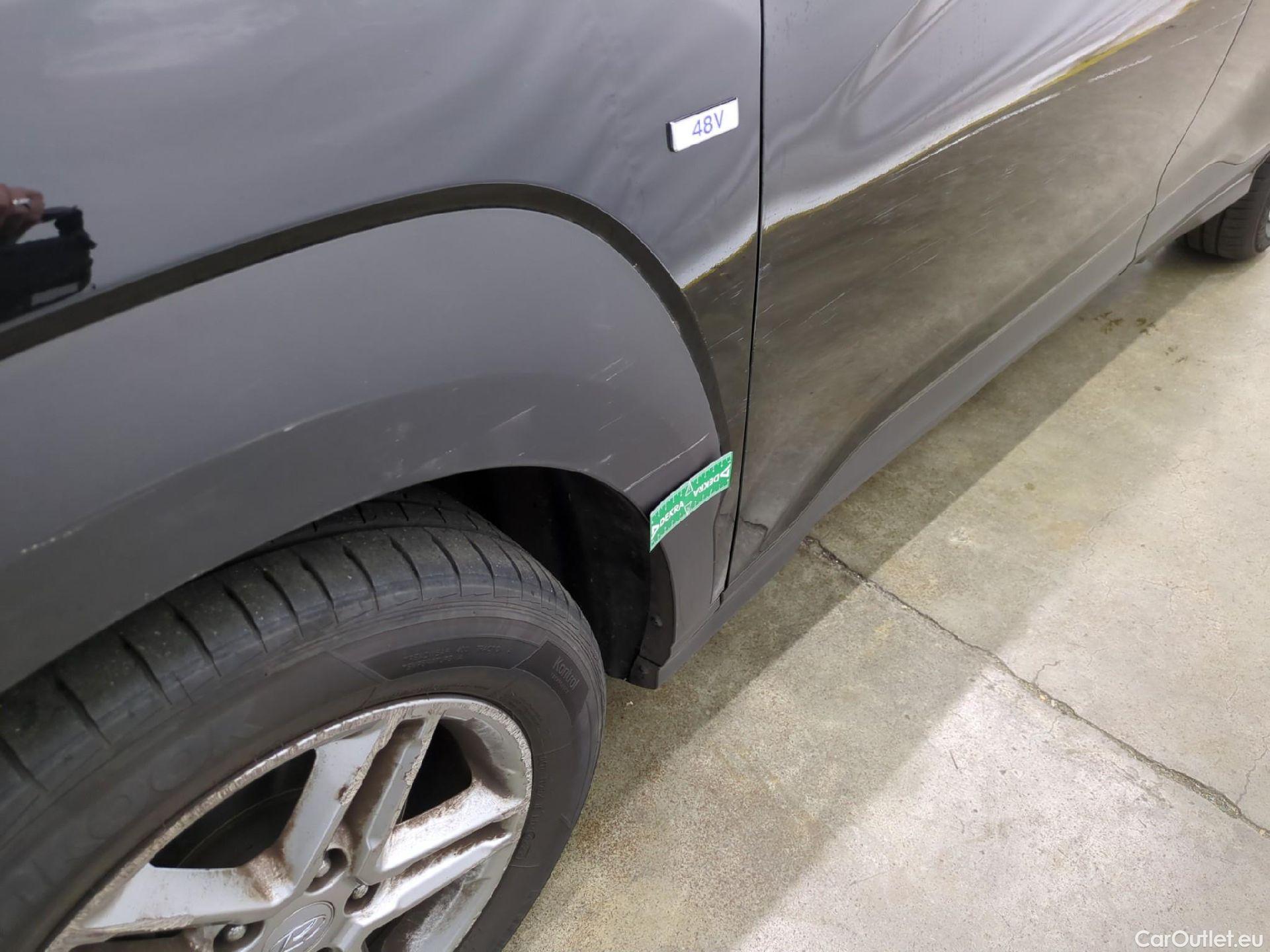  Hyundai  Konna HYUNDAI Kona / 2020 / 5P / SUV 1.0 T-GDI 120 MHEV 48V BUSINESS #37