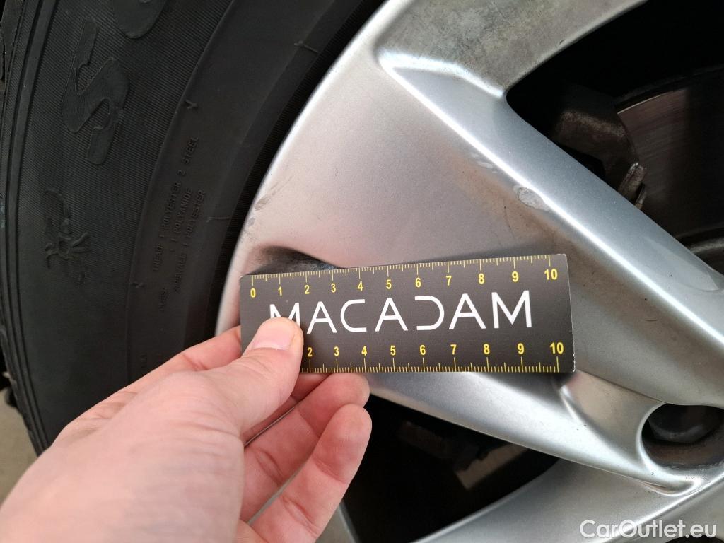  Opel   Grandland X Grandland X Elegance Business 1.5 130CV BVA8 E6d #28