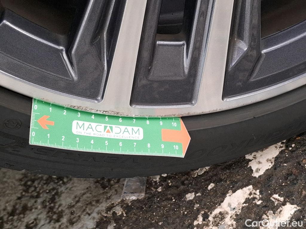  Bmw  Serie 1 BMW Série 1 / 2019 / 5P / Berline 116i DKG7 Business Design #3