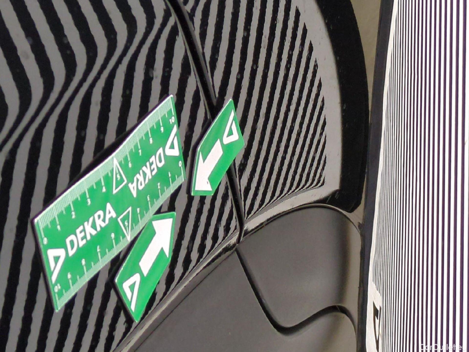  Hyundai  Konna HYUNDAI Kona / 2020 / 5P / SUV 1.0 T-GDI 120 MHEV 48V BUSINESS #25