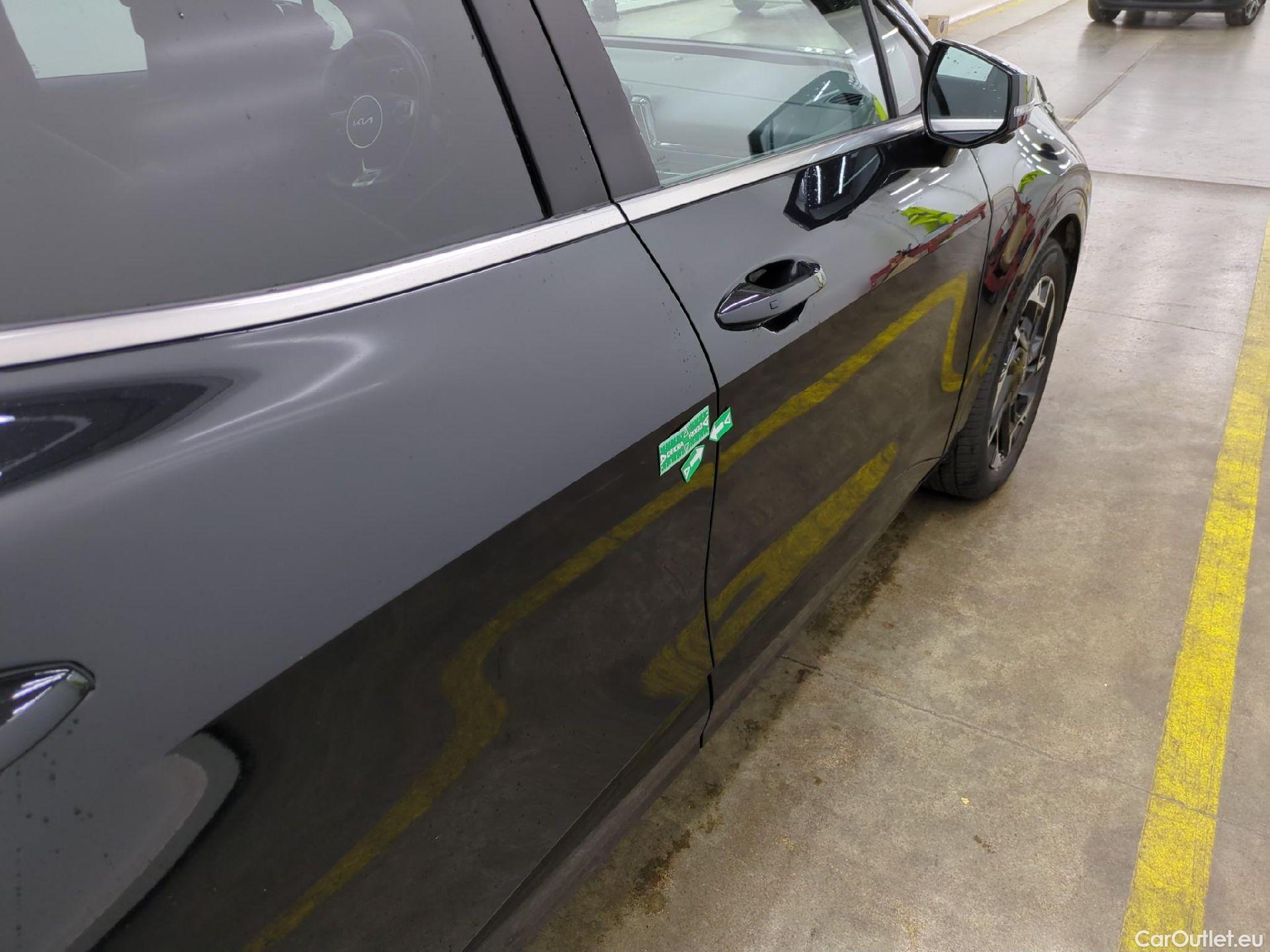  KIA  Sportage KIA  / 2021 / 5P / SUV 1.6 T-GDI 265 PHEV AUTO 4WD GT-L PREM BU #21