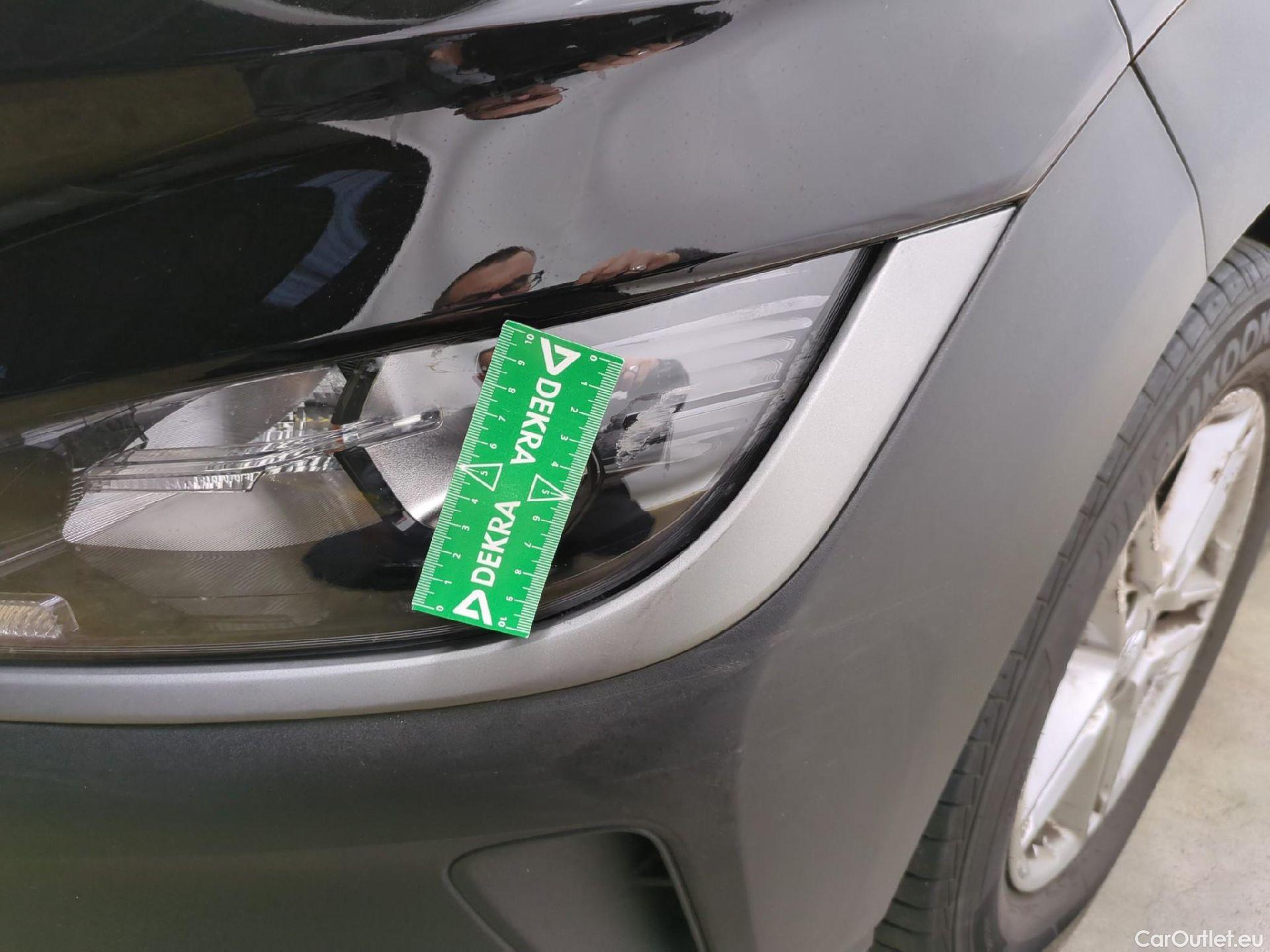  Hyundai  Konna HYUNDAI Kona / 2020 / 5P / SUV 1.0 T-GDI 120 MHEV 48V BUSINESS #35