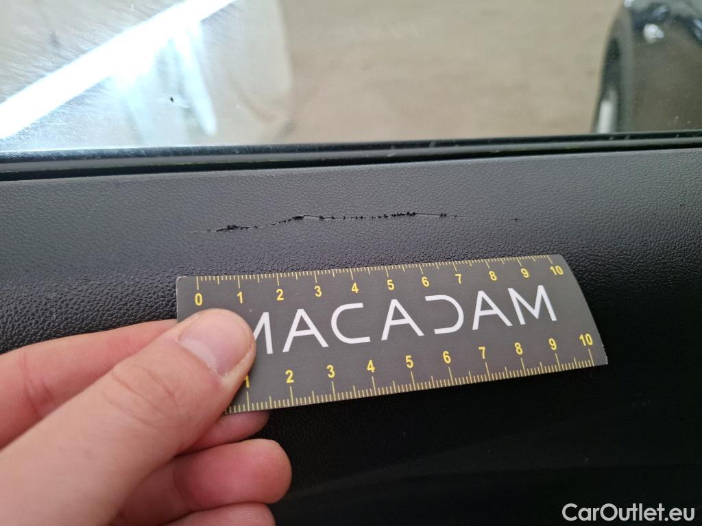  Opel   Grandland X Grandland X Elegance Business 1.5 130CV BVA8 E6d #2