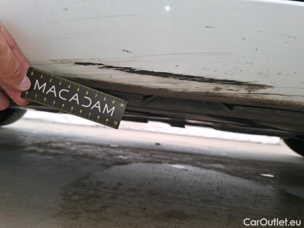  Mercedes  A-Klasse MERCEDES-BENZ Classe A Compact / 2018 / 5P / Berline A 250 e Business Line 8G-DCT #12