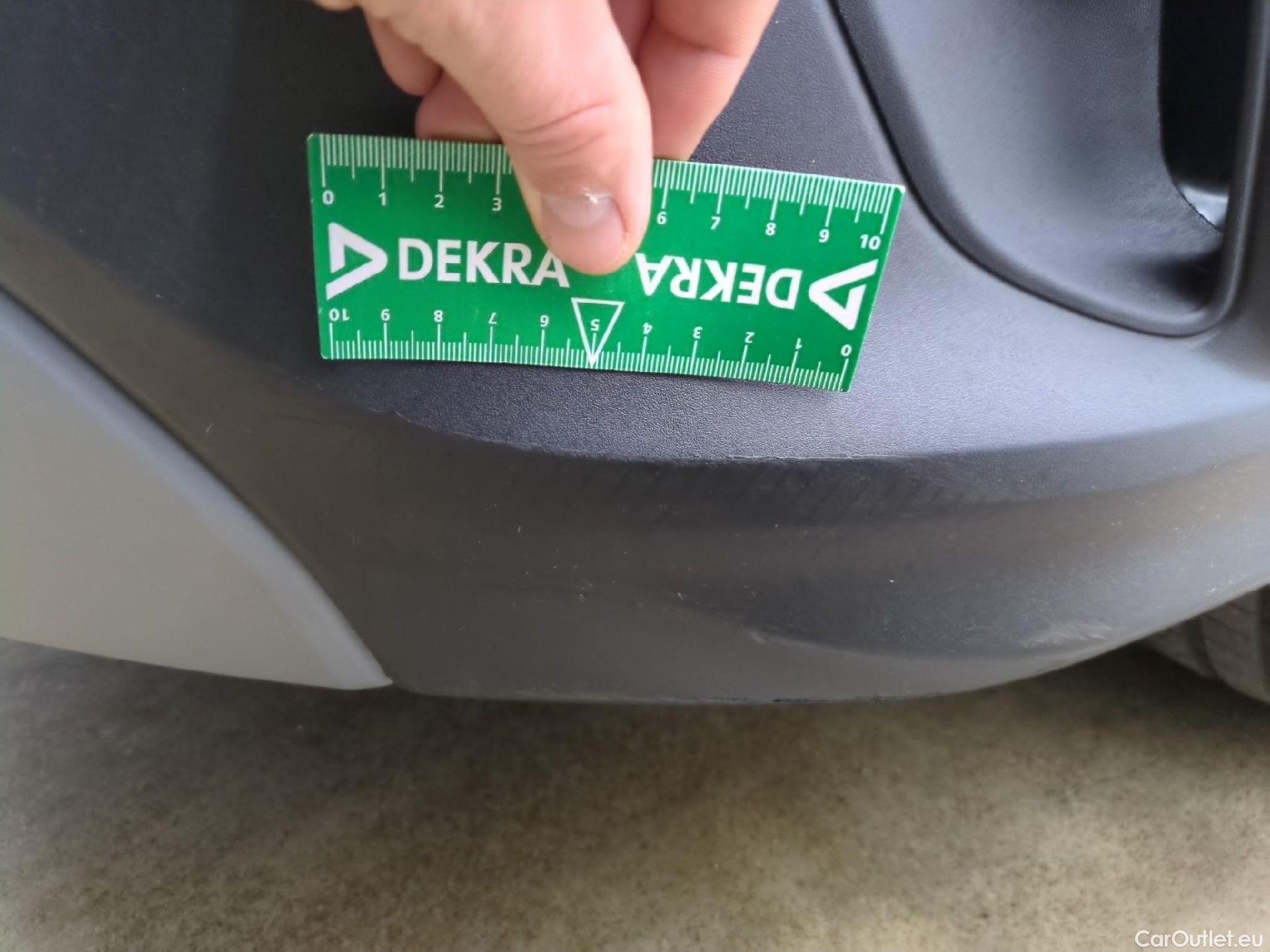  Hyundai  Konna HYUNDAI Kona / 2020 / 5P / SUV 1.0 T-GDI 120 MHEV 48V BUSINESS #32