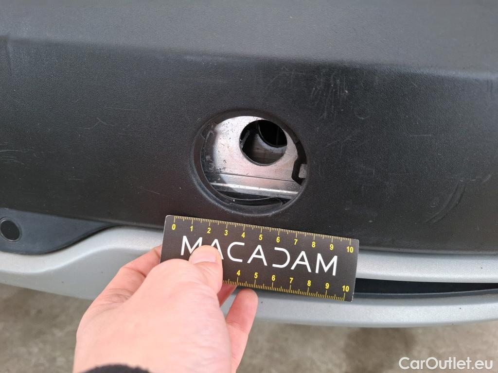  Opel   Grandland X Grandland X Elegance Business 1.5 130CV BVA8 E6d #51