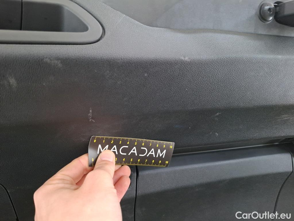  Opel   Grandland X Grandland X Elegance Business 1.5 130CV BVA8 E6d #39