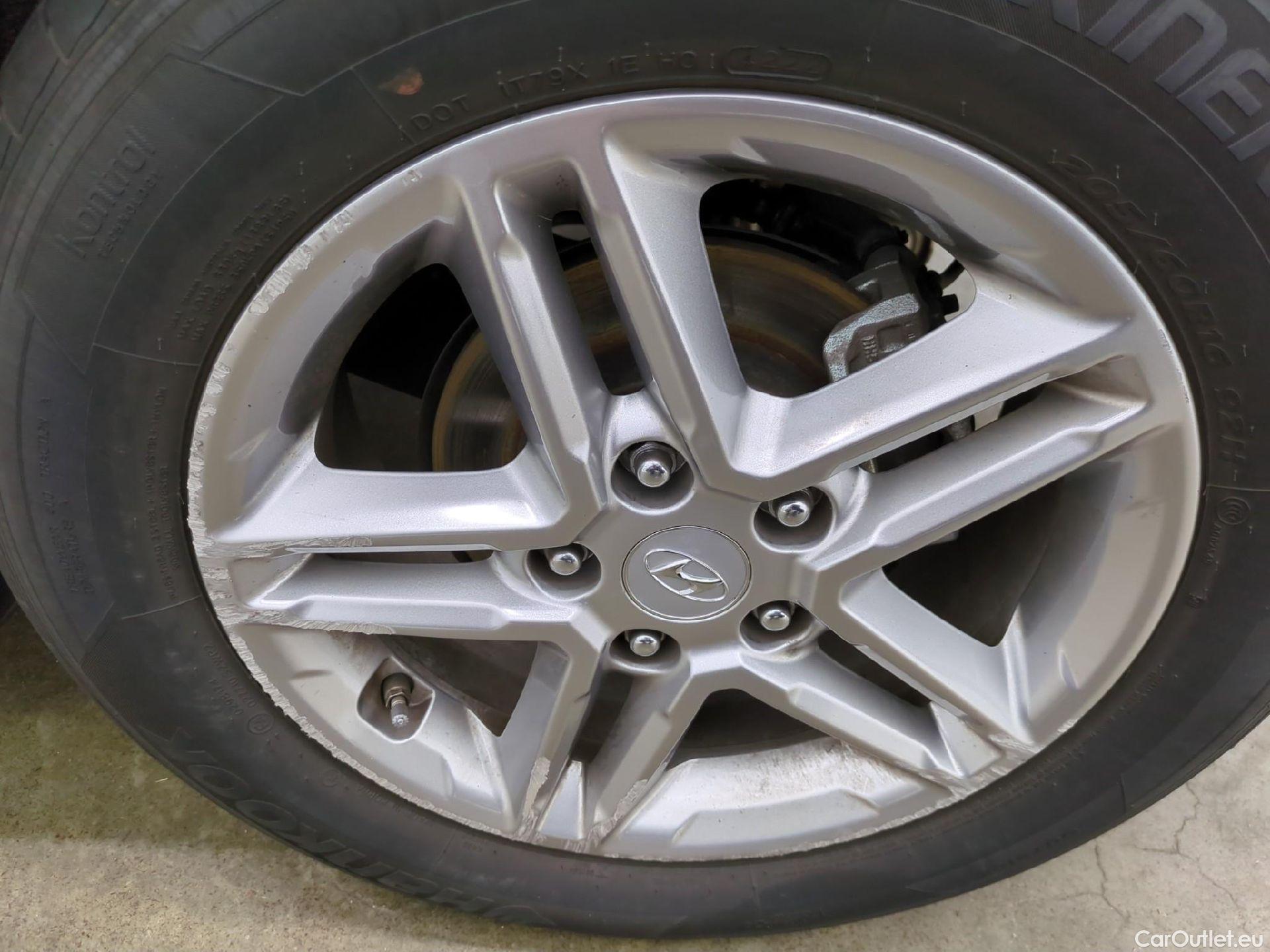  Hyundai  Konna HYUNDAI Kona / 2020 / 5P / SUV 1.0 T-GDI 120 MHEV 48V BUSINESS #21