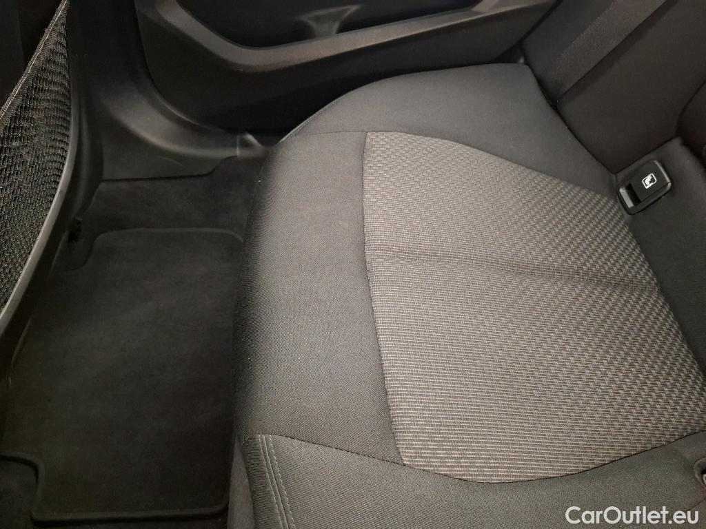  Bmw  Serie 1 BMW Série 1 / 2019 / 5P / Berline 116i DKG7 Business Design #9