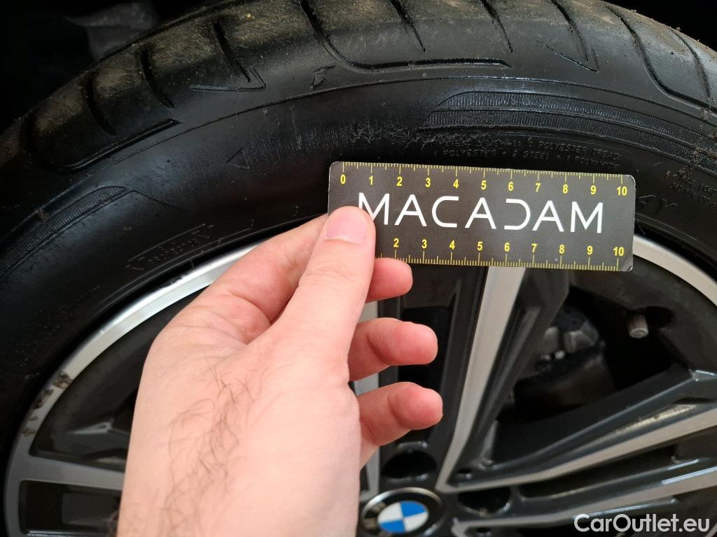  Bmw  Serie 1 BMW Série 1 / 2019 / 5P / Berline 116i Business Design #3