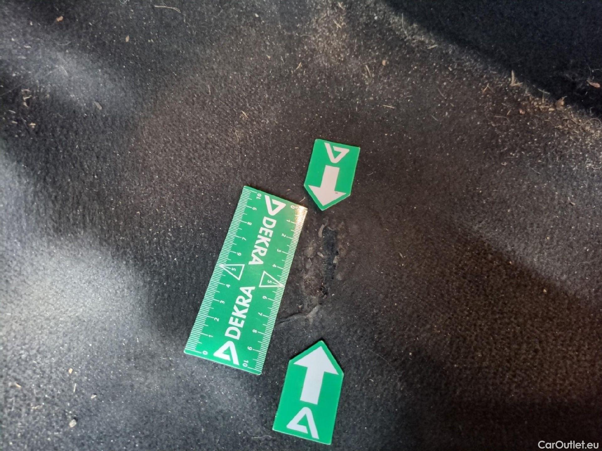  Hyundai  Konna HYUNDAI Kona / 2020 / 5P / SUV 1.0 T-GDI 120 MHEV 48V BUSINESS #2