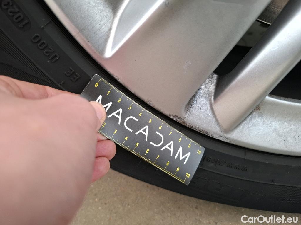  Opel   Grandland X Grandland X Elegance Business 1.5 130CV BVA8 E6d #26