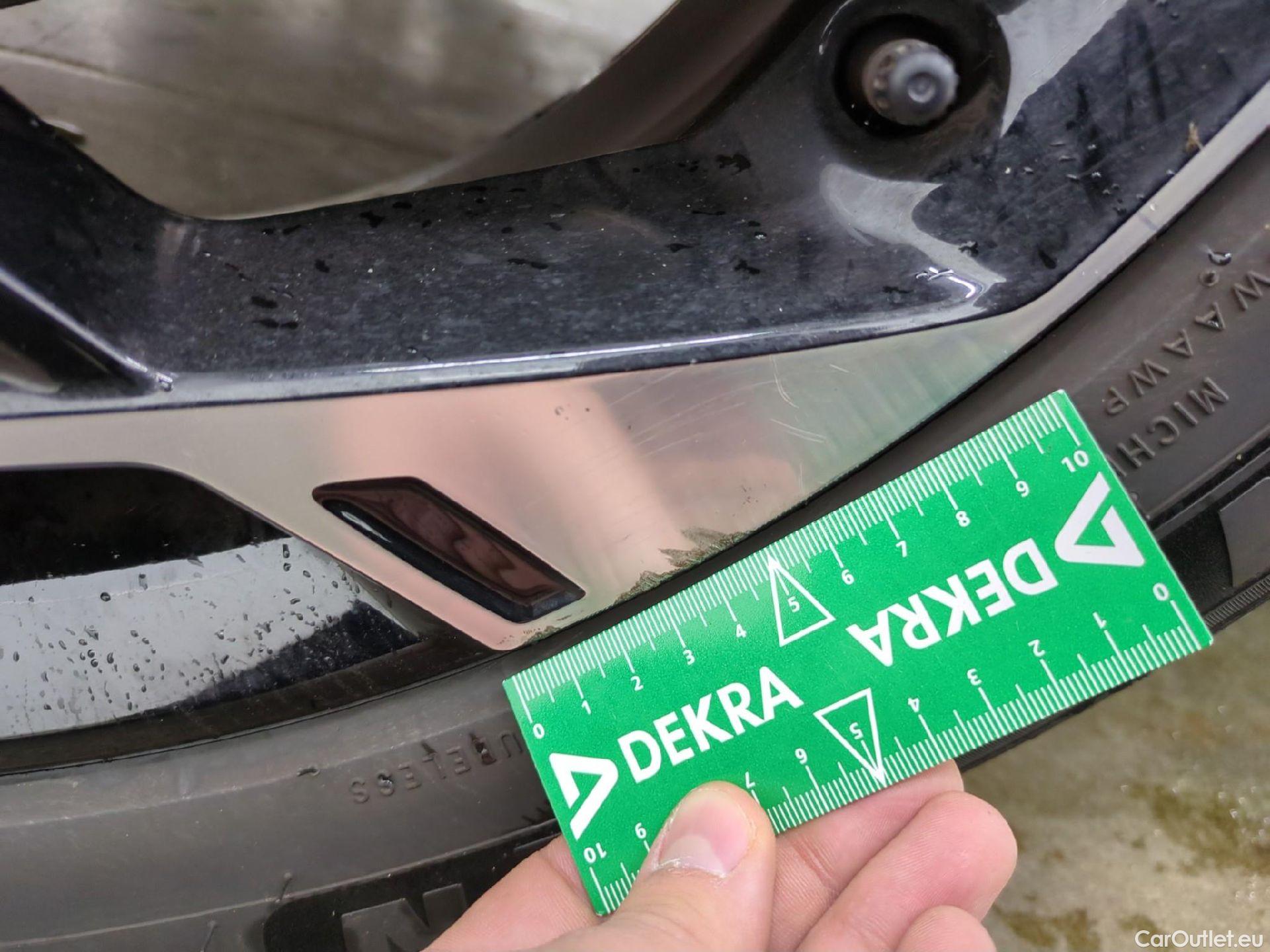  KIA  Sportage KIA  / 2021 / 5P / SUV 1.6 T-GDI 265 PHEV AUTO 4WD GT-L PREM BU #13