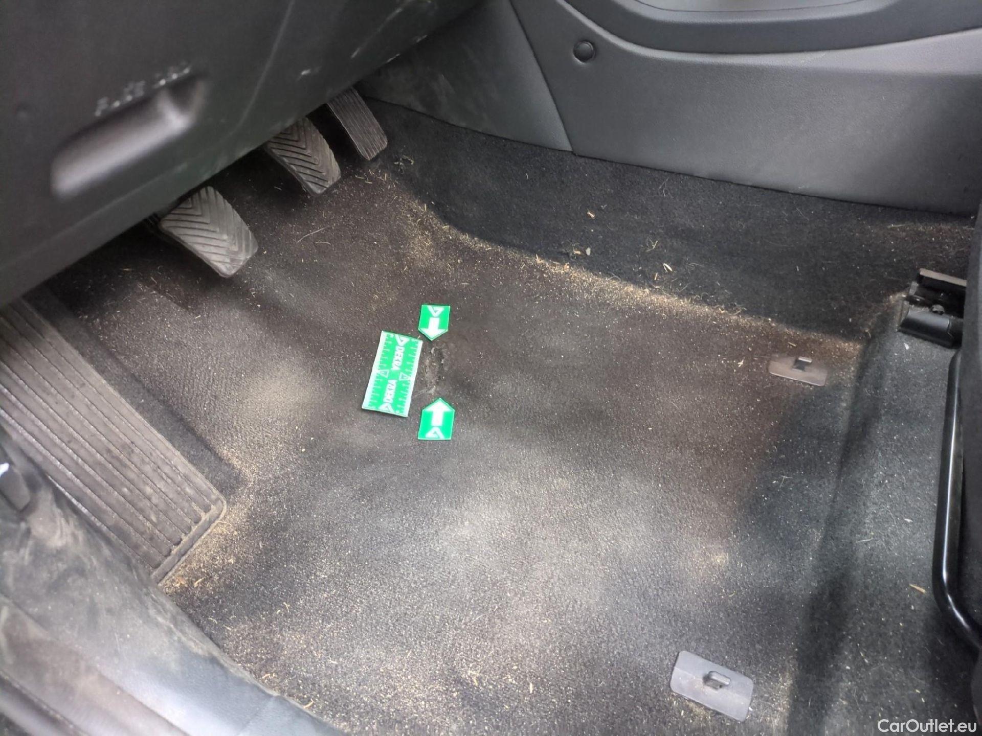  Hyundai  Konna HYUNDAI Kona / 2020 / 5P / SUV 1.0 T-GDI 120 MHEV 48V BUSINESS #1