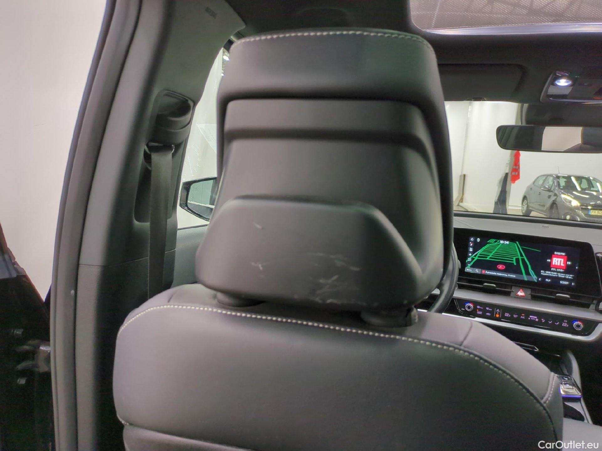  KIA  Sportage KIA  / 2021 / 5P / SUV 1.6 T-GDI 265 PHEV AUTO 4WD GT-L PREM BU #2