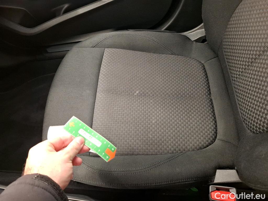  Bmw  Serie 1 BMW Série 1 / 2019 / 5P / Berline 116i DKG7 Business Design #8