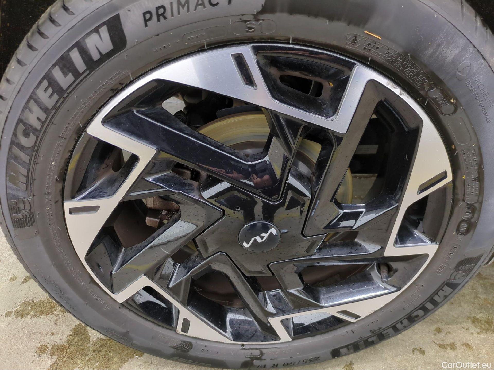  KIA  Sportage KIA  / 2021 / 5P / SUV 1.6 T-GDI 265 PHEV AUTO 4WD GT-L PREM BU #16