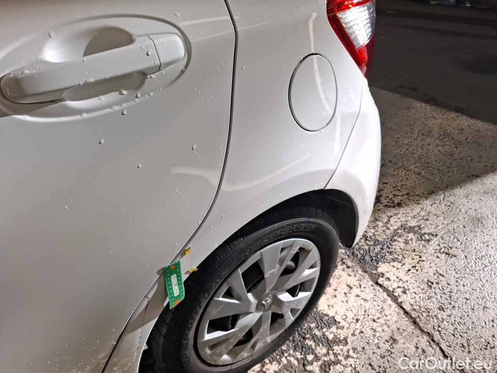  Toyota  Yaris TOYOTA  Hybride 5p Berline 1.5 VVT-I HYBRID France Business #7