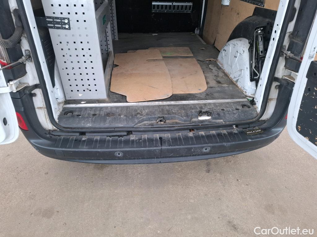  Renault  Kangoo  Express Maxi Extra (Série Spéciale) 1.5 dCi 90CV BVM5 E6 #34