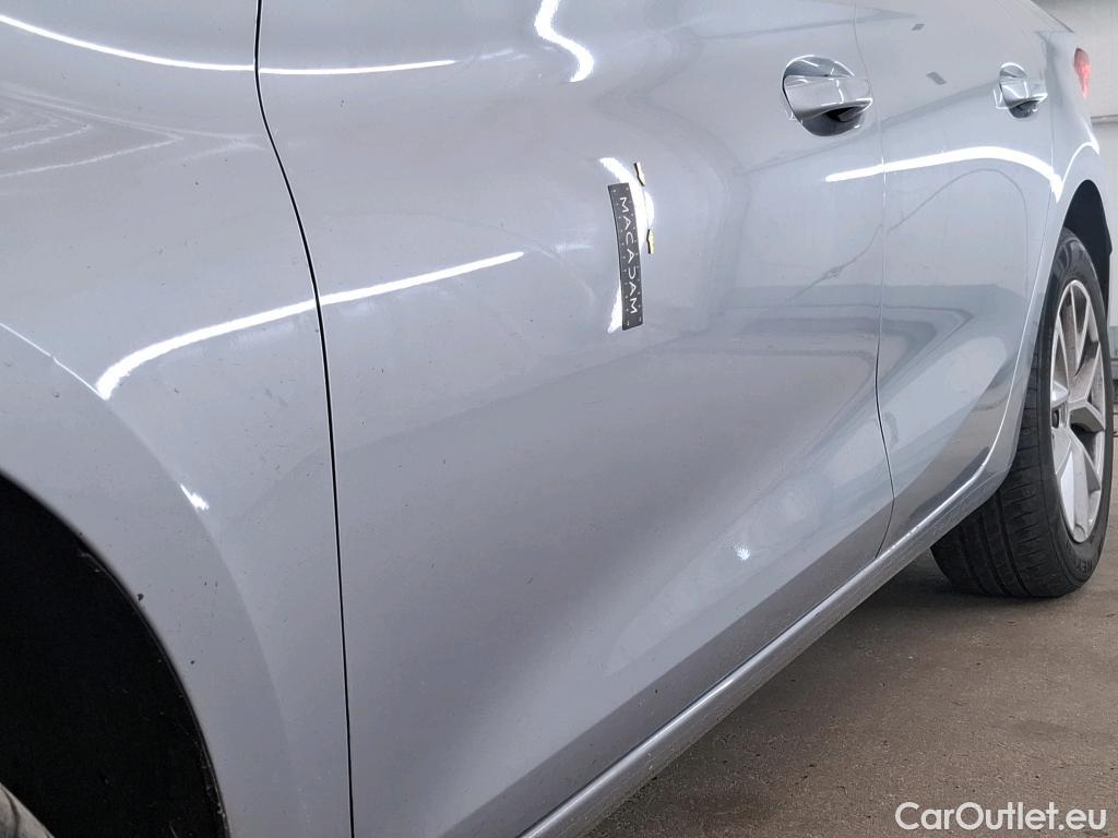  Seat  Leon SEAT  Sportstourer / 2020 / 5P / Break 1.0 eTSI 110 DSG S&S Style Business #40