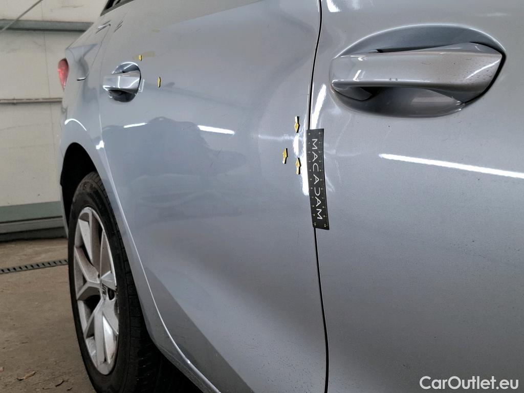  Seat  Leon SEAT  Sportstourer / 2020 / 5P / Break 1.0 eTSI 110 DSG S&S Style Business #2