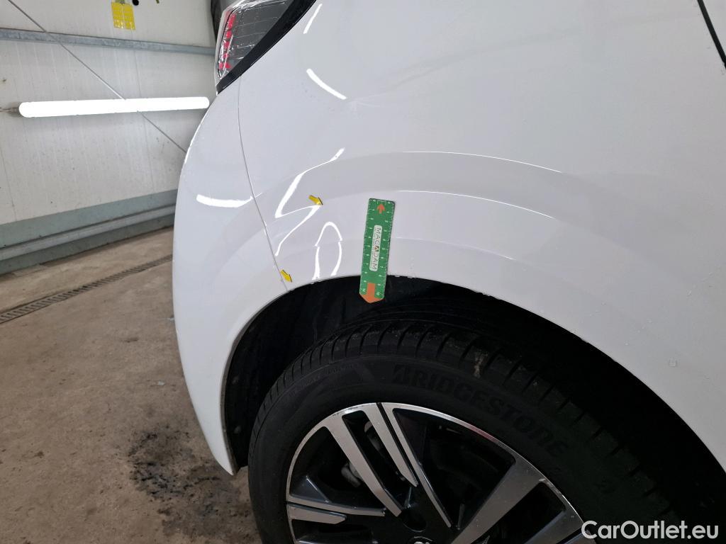  Peugeot  208  Allure Pack 1.2 PureTech 100CV BVA8 E6d #2