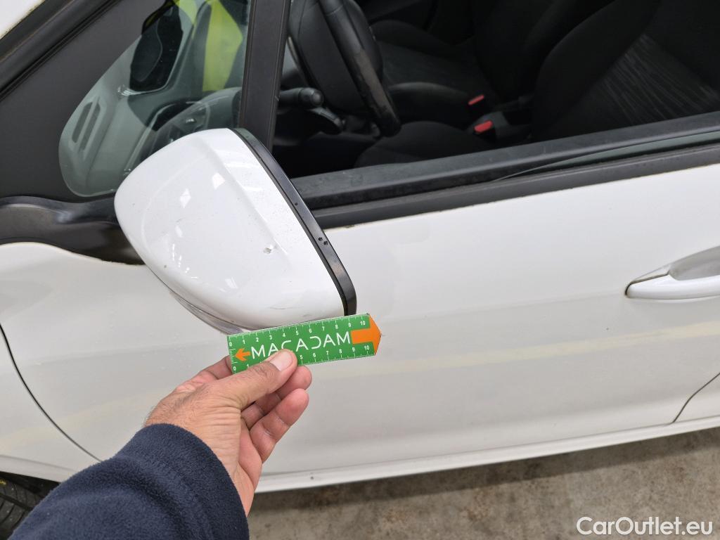  Peugeot  208  Affaire Premium Pack 1.5 HDi 100CV BVM5 E6dT #41