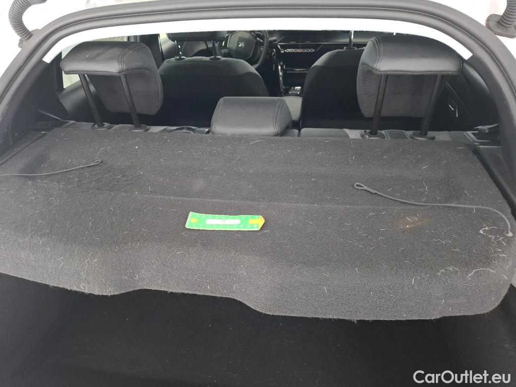  Peugeot  208  Allure Pack 1.2 PureTech 100CV BVA8 E6d #39