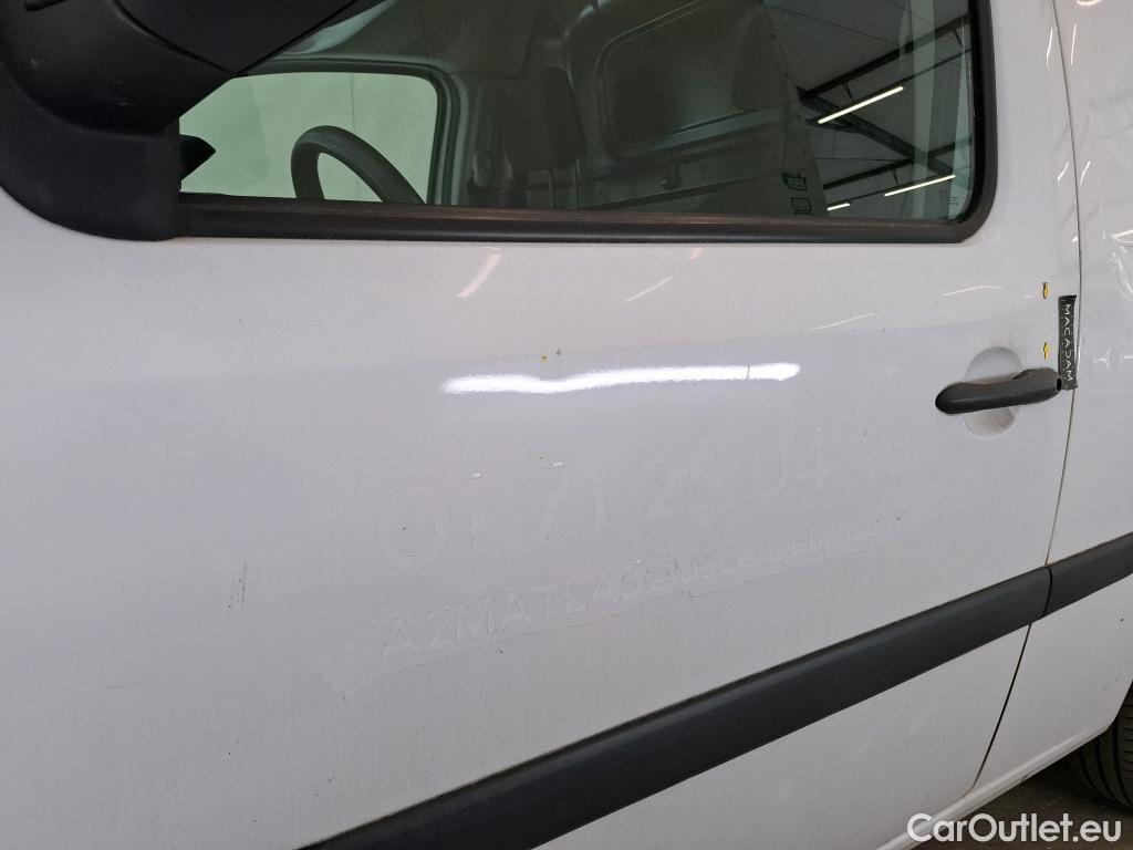  Renault  Kangoo  Express Compact Grand Confort (L0) 1.5 dCi 75CV BVM5 E6 #29