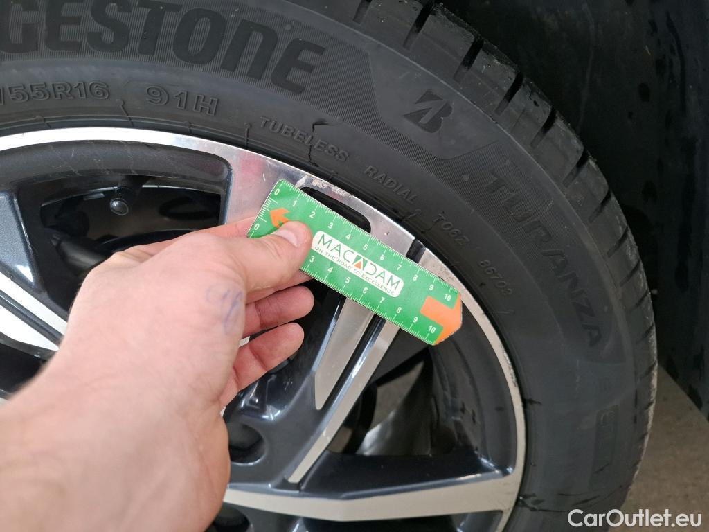  Peugeot  208  Allure Pack 1.2 PureTech 100CV BVA8 E6d #30