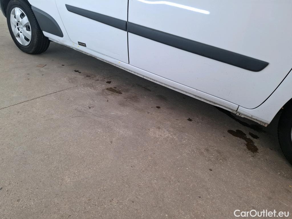  Renault  Kangoo  Express Maxi Extra (Série Spéciale) 1.5 dCi 90CV BVM5 E6 #21