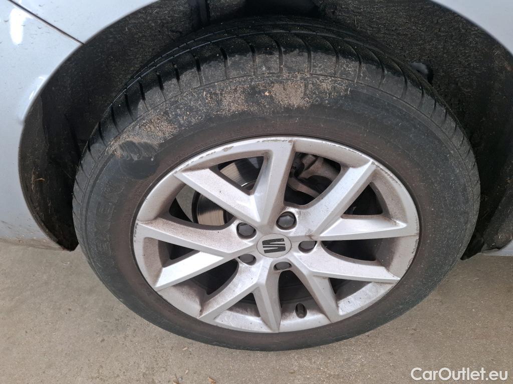  Seat  Leon SEAT  Sportstourer / 2020 / 5P / Break 1.0 eTSI 110 DSG S&S Style Business #23