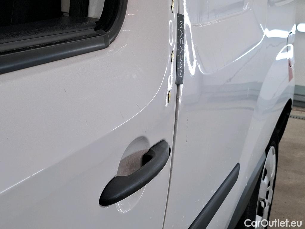  Renault  Kangoo  Express Maxi Extra (Série Spéciale) 1.5 dCi 90CV BVM5 E6 #71