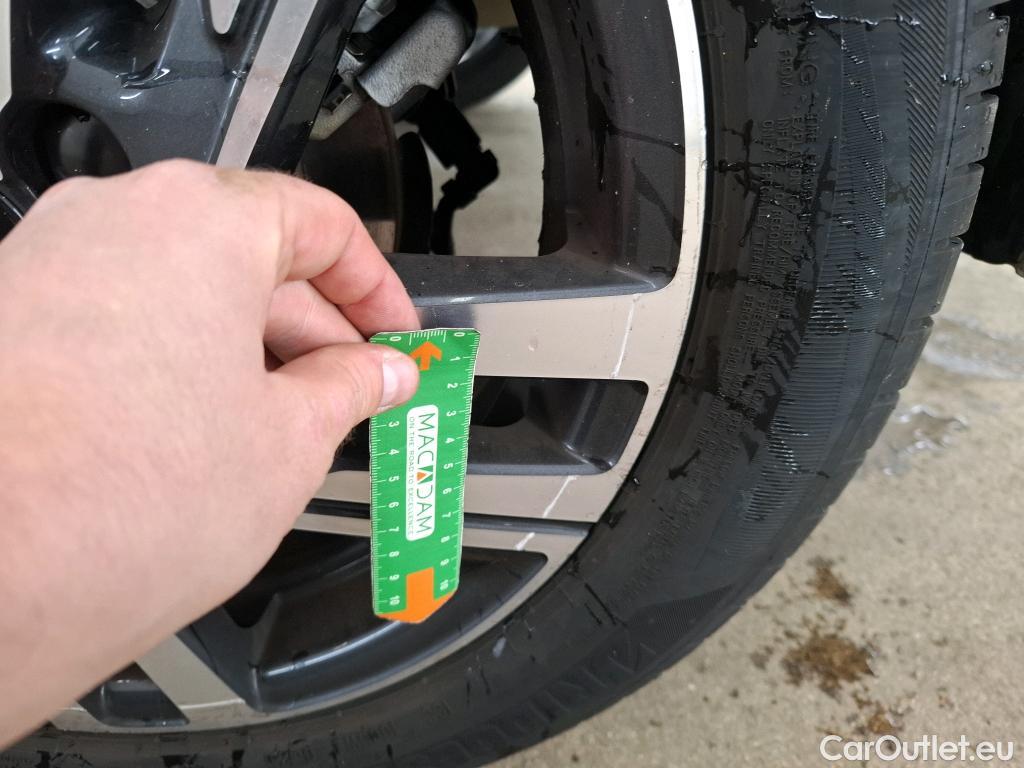  Peugeot  208  Allure Pack 1.2 PureTech 100CV BVA8 E6d #26