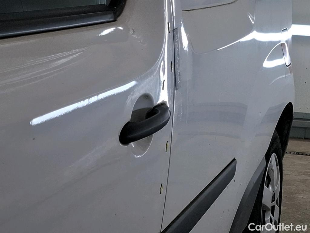  Renault  Kangoo  II Express Maxi Extra (Série Spéciale) 1.5 dCi 95CV BVM6 E6dT #35