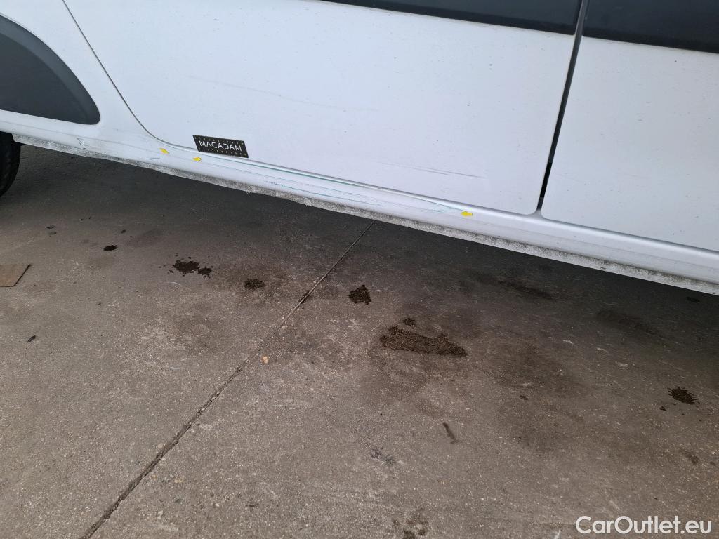  Renault  Kangoo  Express Maxi Extra (Série Spéciale) 1.5 dCi 90CV BVM5 E6 #22