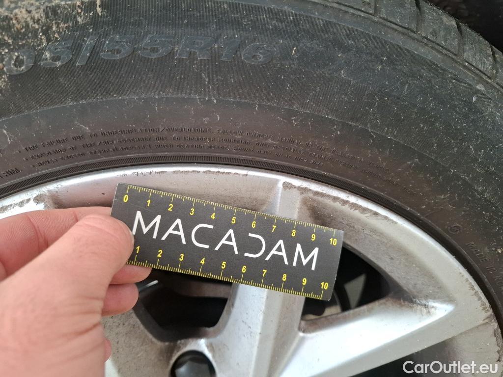  Seat  Leon SEAT  Sportstourer / 2020 / 5P / Break 1.0 eTSI 110 DSG S&S Style Business #26