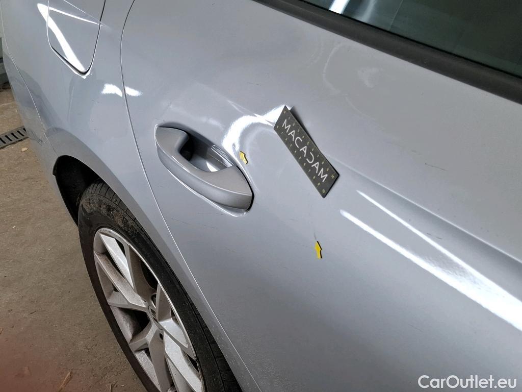  Seat  Leon SEAT  Sportstourer / 2020 / 5P / Break 1.0 eTSI 110 DSG S&S Style Business #5