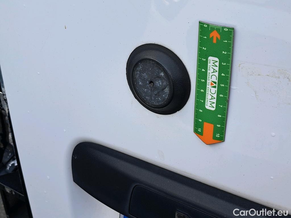  Renault  Master RENAULT  VU 4p Fourgon FG GCf Trac F3500 L2H2 dCi 130 Euro6 #37