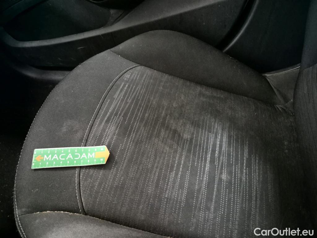  Peugeot  208  Affaire Premium Pack 1.5 HDi 100CV BVM5 E6dT #33