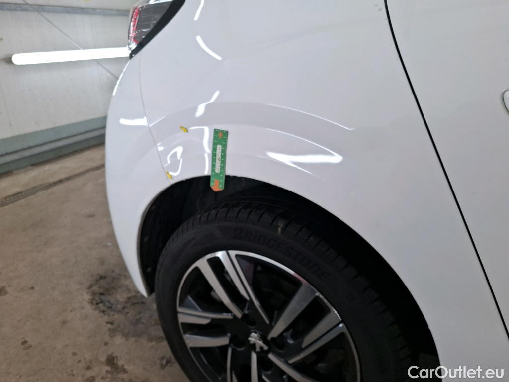  Peugeot  208  Allure Pack 1.2 PureTech 100CV BVA8 E6d #1