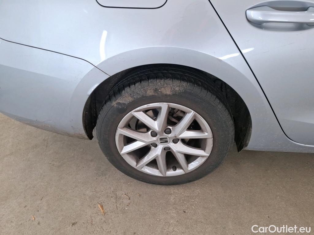  Seat  Leon SEAT  Sportstourer / 2020 / 5P / Break 1.0 eTSI 110 DSG S&S Style Business #22