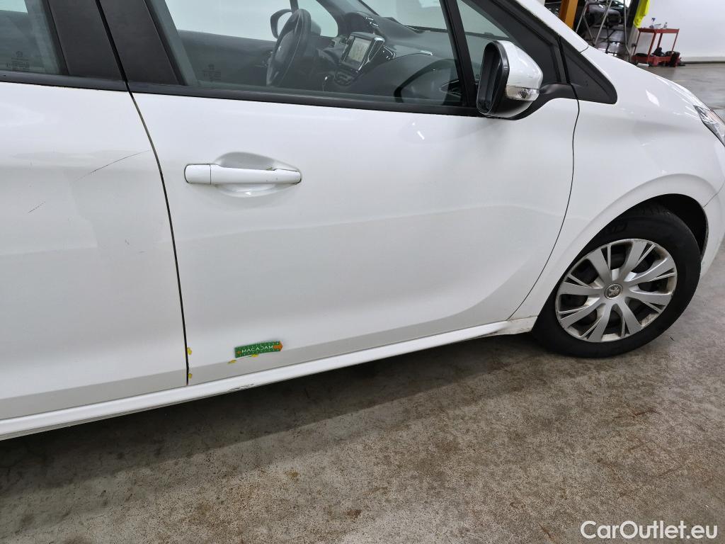  Peugeot  208  Affaire Premium Pack 1.5 HDi 100CV BVM5 E6dT #58